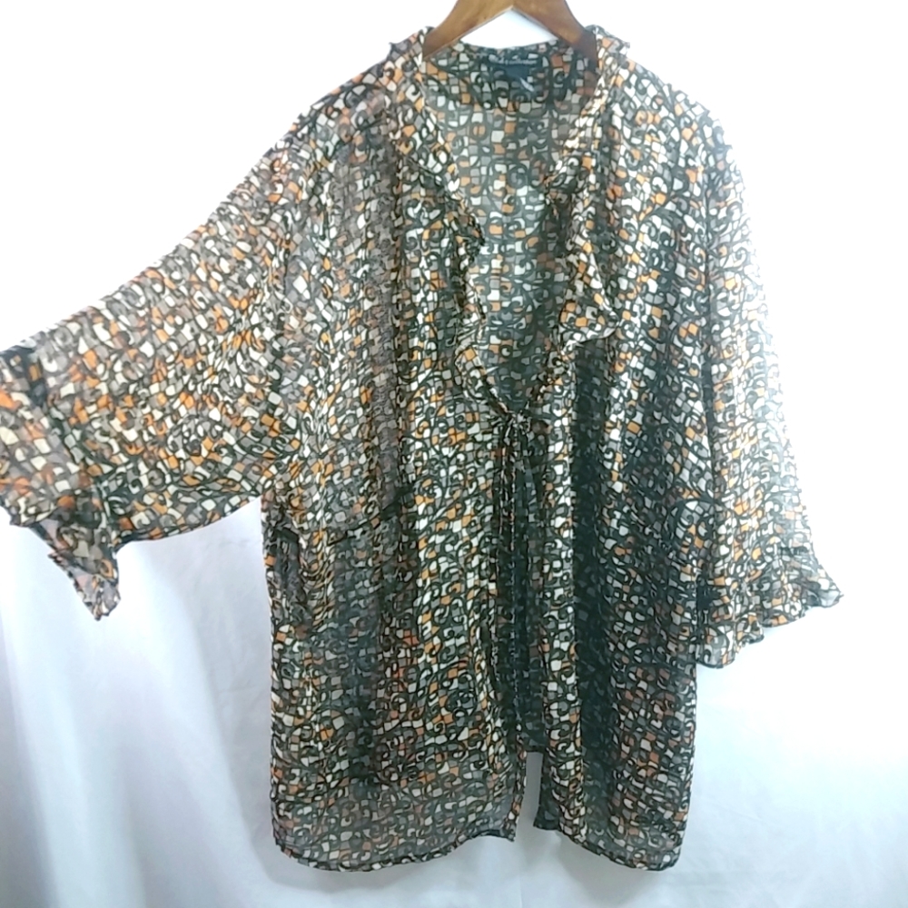 Club z Collection 3X Taupe Gold Squares Tunic Top Plus